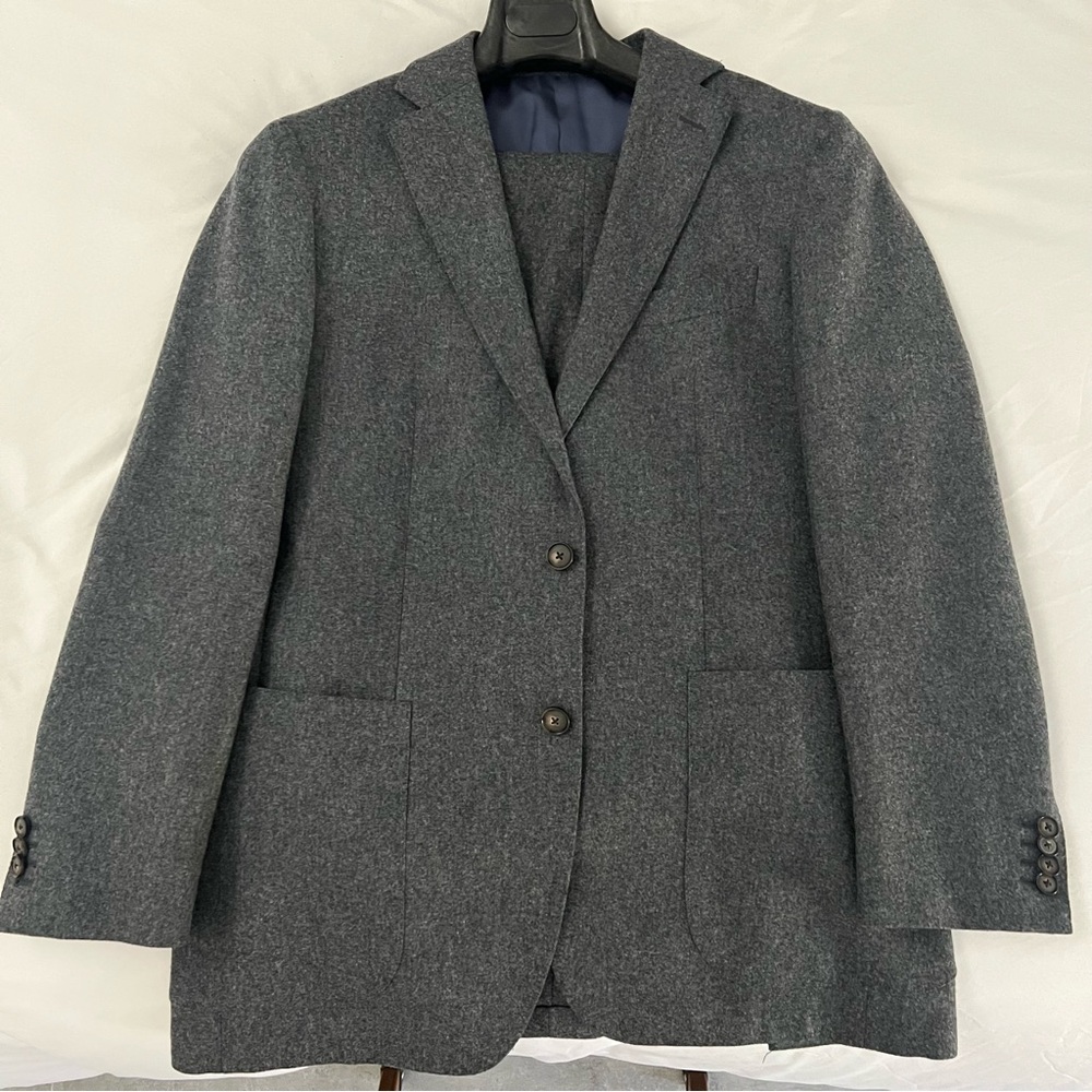 SUITSUPPLY Circular Wool Flannel  VBC